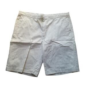 Roundtree&Yorke Shorts Men's Ivory White Stone Casuals Relaxed Fit Size 46W